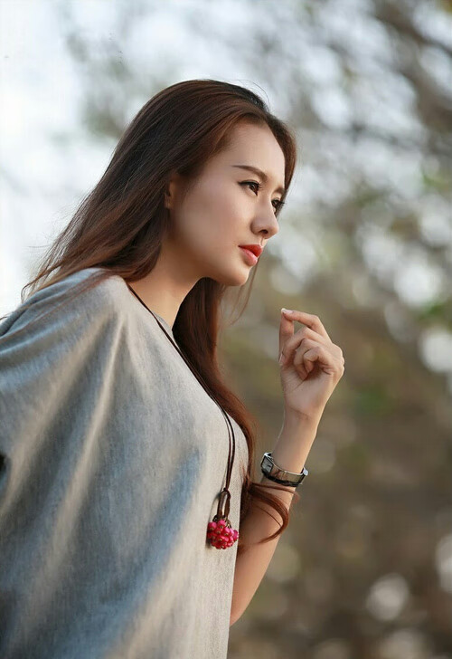 爱游戏体育（AYX）官方APP下载-鹈鹕老将鼓励队内新秀保持自信迎接挑战，鹈鹕的新秀