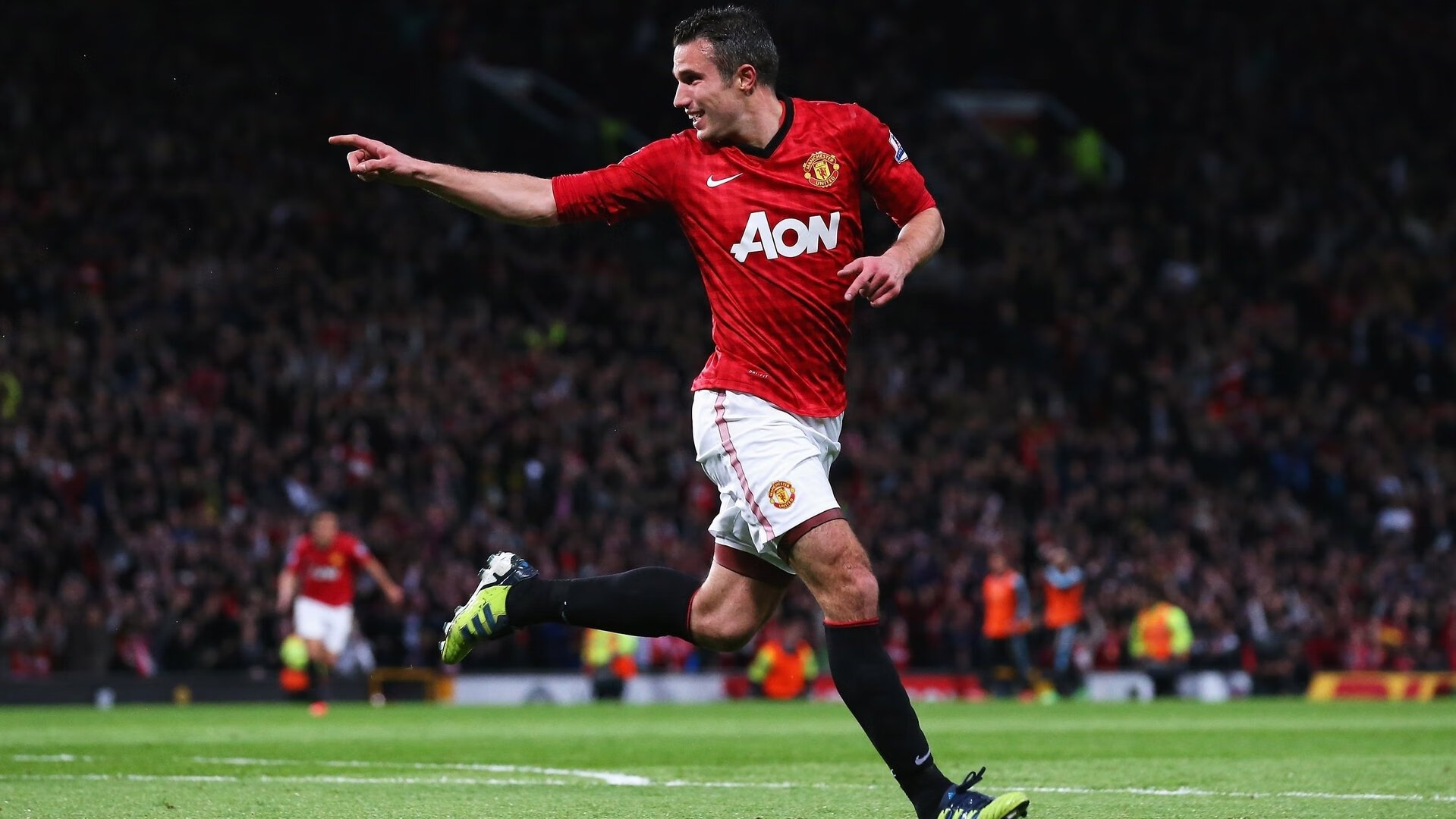 爱游戏大厅-库里：不断刷新“远射”纪录，成就篮球新定义！，库里 超远